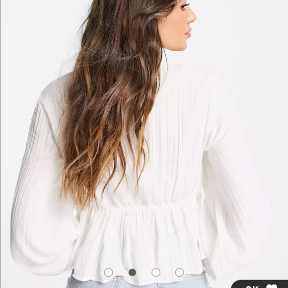 ASOS DESIGN natural crinkle long sleeve blouse with tie front - Picture 4 of 7